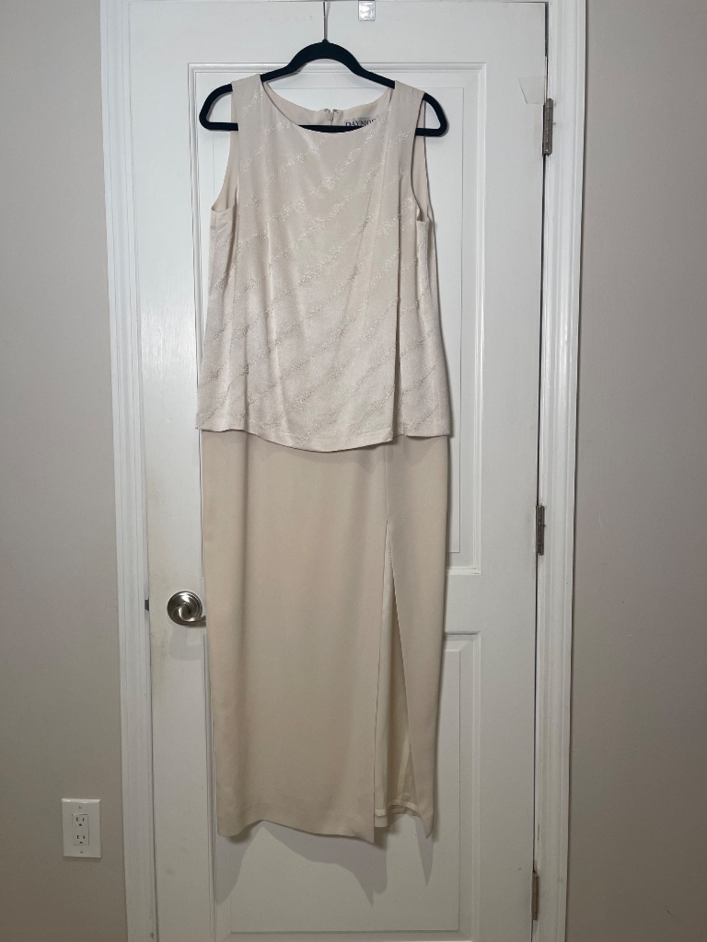 Daymor Couture by Mercedes Ferreira crepe faux pearls formal dress ivory 14